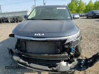 2022 Kia Seltos S z VIN KNDEUCAA1N7304259, wystawiony jako Copart lot #55356995 z przebiegiem 31 549 mil mil oraz Szkoda całkowita • Salvage title. Historia ofert i sprzedaży dostępna na DreamBid. Obrazek 14.