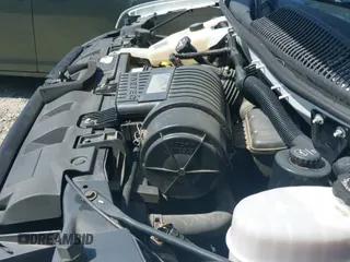 2018 Chevrolet Express Cargo z VIN 1GCWGBFG8J1196755, wystawiony jako IAAI lot #43483261 z przebiegiem 239 165 mil mil oraz . Historia ofert i sprzedaży dostępna na DreamBid. Obrazek 19.