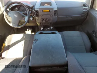 2007 Nissan Titan XE z VIN 1N6AA06B47N224862, wystawiony jako Copart lot #59058125 z przebiegiem 150 574 mil mil oraz Szkoda całkowita • Salvage title. Historia ofert i sprzedaży dostępna na DreamBid. Obrazek 8.