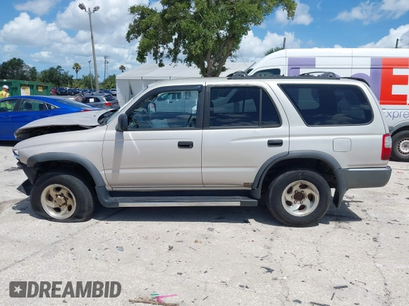 1998 Toyota 4Runner with VIN JT3GM84R3W0022369, listed as a IAAI auction lot 42482623 with 246,569 mi miles and . Bid and sale history available at DreamBid. Image 14.