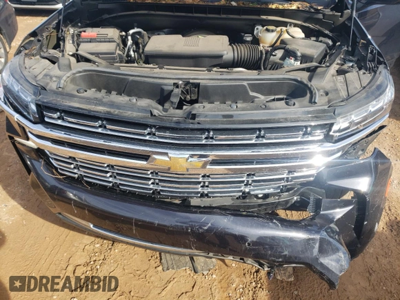 2023 Chevrolet Suburban Premier with VIN 1GNSCFKD6PR101043, listed as a Copart auction lot 43536655 with 39,827 mi miles and Salvage title. Bid and sale history available at DreamBid. Image 12.