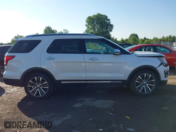 2016 Ford Explorer Platinum z VIN 1FM5K8HT4GGB58612, wystawiony jako IAAI lot #42617270 z przebiegiem 122 875 mil mil oraz . Historia ofert i sprzedaży dostępna na DreamBid. Obrazek 13.