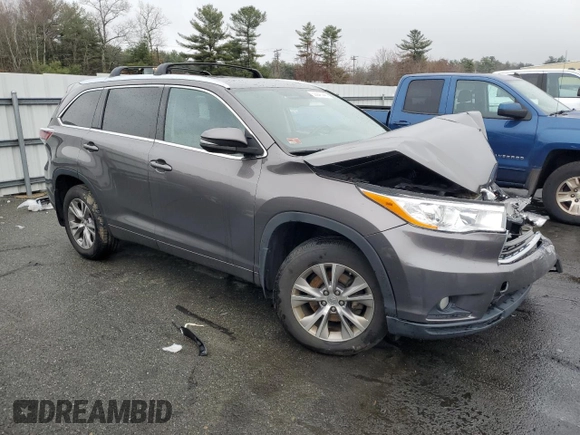 2014 Toyota Highlander XLE z VIN 5TDJKRFHXES037657, wystawiony jako Copart lot #53041445 z przebiegiem 134 344 mil mil oraz Szkoda całkowita • Salvage title. Historia ofert i sprzedaży dostępna na DreamBid. Obrazek 4.