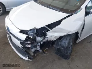 2019 Toyota Prius L Eco with VIN JTDKARFU8K3102331, listed as a IAAI auction lot 41852084 with 54,275 mi miles. Bid and sale history available at carsss.com. Image 6.