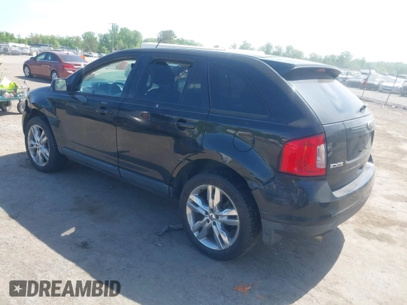 2013 Ford Edge SEL with VIN 2FMDK3JC1DBA58902, listed as a IAAI auction lot 42112569 with 184,971 mi miles. Bid and sale history available at carsss.com. Image 3.