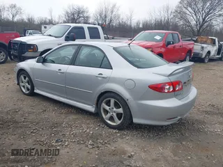 2004 Mazda Mazda6 s with VIN 1YVHP80D245N72738, listed as a IAAI auction lot 42098775 with 189,868 mi miles. Bid and sale history available at carsss.com. Image 3.