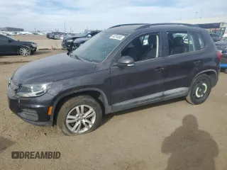 2016 Volkswagen Tiguan S z VIN WVGAV7AX6GW588063, wystawiony jako Copart lot #49254085 z przebiegiem 138 929 mil mil oraz Czysty tytuł • Clean title. Historia ofert i sprzedaży dostępna na DreamBid. Obrazek 1.