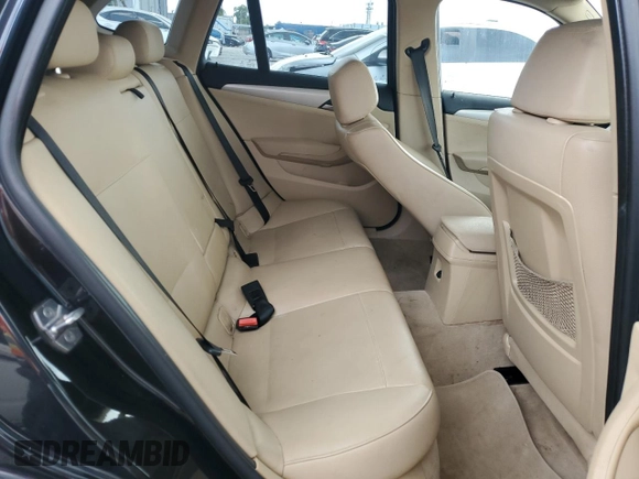 2015 BMW X1 xDrive28i z VIN WBAVL1C5XFVY35591, wystawiony jako Copart lot #59353955 z przebiegiem 86 462 mil mil oraz Czysty tytuł • Clean title. Historia ofert i sprzedaży dostępna na DreamBid. Obrazek 10.