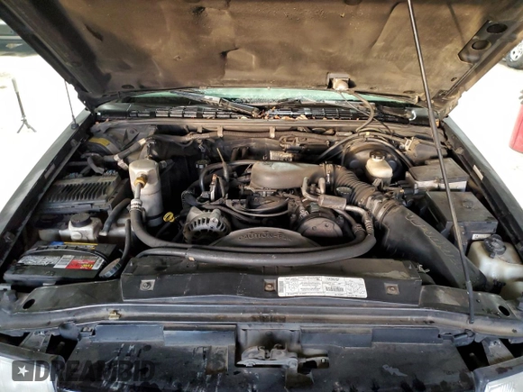 1998 GMC Sonoma SLS with VIN 1GTCT19XXW8508898, listed as a Copart auction lot 87130834 with 206,151 mi miles and Clean Title. Bid and sale history available at carsss.com. Image 11.