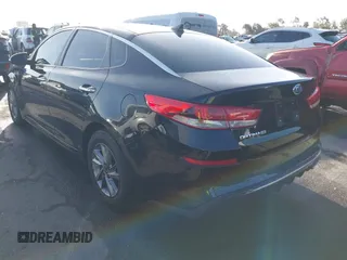2019 Kia Optima LX with VIN 5XXGT4L32KG324877, listed as a IAAI auction lot 41713482 with 160,178 mi miles. Bid and sale history available at carsss.com. Image 3.