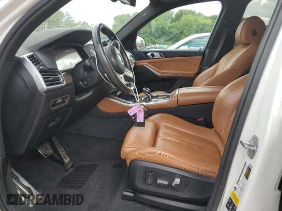 2019 BMW X5 xDrive40i z VIN 5UXCR6C53KLL14870, wystawiony jako Copart lot #57847245 z przebiegiem 97 201 mil mil oraz Szkoda całkowita • Salvage title. Historia ofert i sprzedaży dostępna na DreamBid. Obrazek 7.