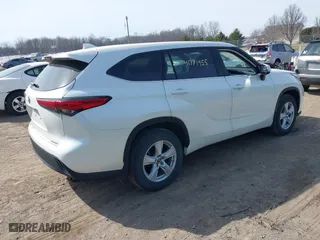 2021 Toyota Highlander L with VIN 5TDBZRBH3MS534991, listed as a IAAI auction lot 41771455 with 66,517 mi miles. Bid and sale history available at carsss.com. Image 4.