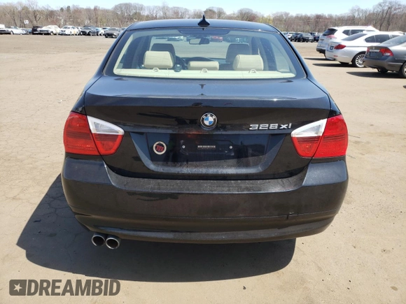 2008 BMW 3 Series 328xi z VIN WBAVC73568KX90320, wystawiony jako Copart lot #53806035 z przebiegiem 102 438 mil mil oraz Szkoda całkowita • Salvage title. Historia ofert i sprzedaży dostępna na DreamBid. Obrazek 6.