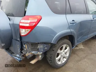 2010 Toyota RAV4 Limited z VIN 2T3DF4DVXAW046218, wystawiony jako IAAI lot #41973168 z przebiegiem 139 085 mil mil oraz . Historia ofert i sprzedaży dostępna na DreamBid. Obrazek 17.