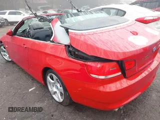 2007 BMW 3 Series 328i z VIN WBAWL13547PX15747, wystawiony jako IAAI lot #40811795 z przebiegiem 99 272 mil mil oraz . Historia ofert i sprzedaży dostępna na DreamBid. Obrazek 3.