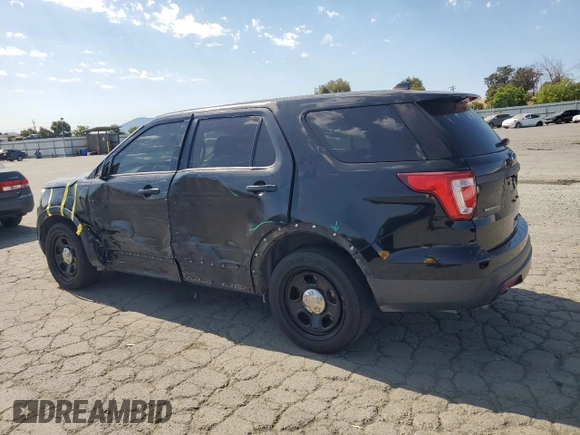 2017 Ford Police Interceptor Utility with VIN 1FM5K8AR5HGA24319, listed as a Copart auction lot 62778735 with 148,311 mi miles and Salvage title. Bid and sale history available at DreamBid. Image 2.