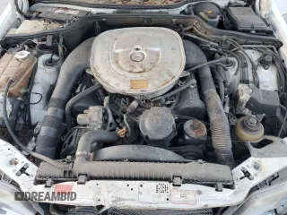 1989 Mercedes-Benz 560 with VIN WDBCA39E7KA453389, listed as a Copart auction lot 45884155 with 231,828 mi miles and Clean Title. Bid and sale history available at DreamBid. Image 11.