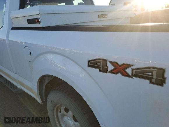 2018 Ford F-150 XL with VIN 1FTEX1EP5JKE82287, listed as a IAAI auction lot 42088264 with 152,601 mi miles. Bid and sale history available at carsss.com. Image 1.