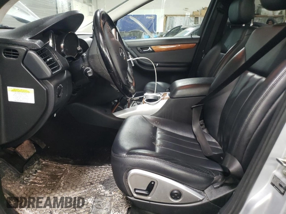 2009 Mercedes-Benz R 3.5L with VIN 4JGCB65E49A092179, listed as a Copart auction lot 46138045 with 157,021 mi miles and Salvage Title. Bid and sale history available at DreamBid. Image 7.