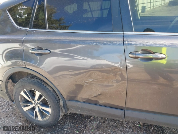 2016 Toyota RAV4 XLE with VIN JTMWFREV4GJ075192, listed as a IAAI auction lot 41395452 with 163,723 mi miles. Bid and sale history available at carsss.com. Image 18.