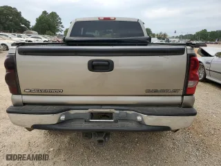 2001 Chevrolet Silverado 1500 LT with VIN 1GCEK19T41E224167, listed as a Copart auction lot 59932984 with 275,247 mi miles and Salvage Title. Bid and sale history available at carsss.com. Image 6.