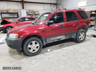 2004 Ford Escape XLT with VIN 1FMYU03194KA63888, listed as a Copart auction lot 89281085 with 218,790 mi miles and Salvage Title. Bid and sale history available at carsss.com. Image 1.