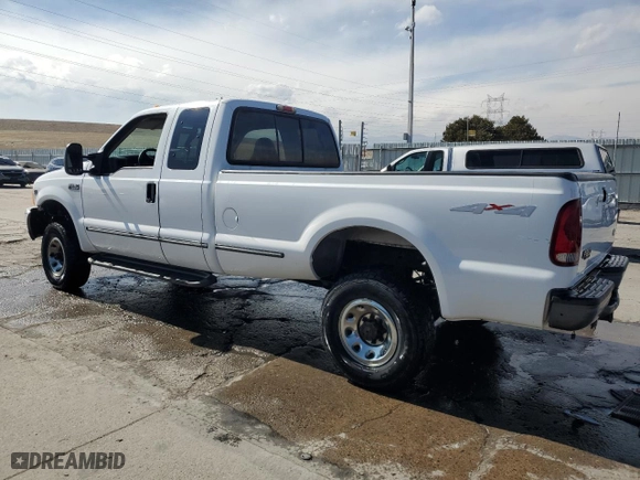 1999 Ford Super Duty F-250 XL with VIN 1FTNX21S6XEC94109, listed as a Copart auction lot 47988005 with 135,673 mi miles and Salvage Title. Bid and sale history available at carsss.com. Image 2.