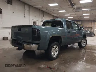 2007 GMC Sierra 1500 SLE1 с VIN 2GTEK13M371722551, выставлен на аукционе IAAI как лот 41767637 с пробегом 247 648 миль миль и . История ставок и продаж доступна на DreamBid. Изображение 4.