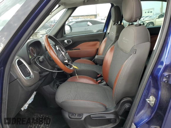 2015 FIAT 500L Urbana Trekking with VIN ZFBCFADH5FZ033732, listed as a Copart auction lot 82686434 with 90,690 mi miles and Clean Title. Bid and sale history available at carsss.com. Image 7.