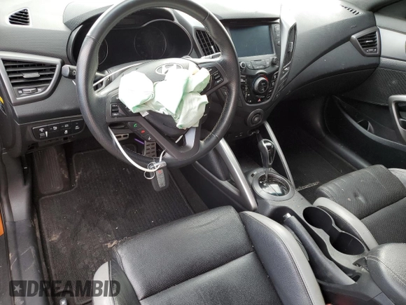 2016 Hyundai Veloster Turbo with VIN KMHTC6AE0GU299165, listed as a Copart auction lot 48708515 with 101,057 mi miles and Salvage title. Bid and sale history available at DreamBid. Image 8.