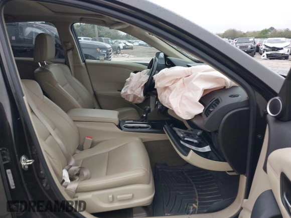 2017 Acura RDX with VIN 5J8TB3H35HL018433, listed as a IAAI auction lot 41628778 with 216,627 mi miles. Bid and sale history available at carsss.com. Image 5.