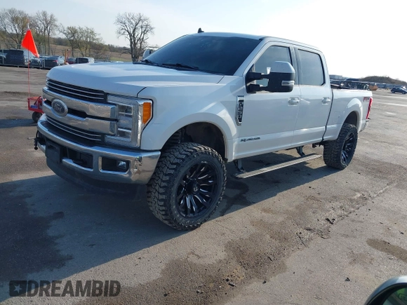 2019 Ford F-250 XL with VIN 1FT7W2BT2KEC22660, listed as a IAAI auction lot 42000100 with 25,569 mi miles and . Bid and sale history available at DreamBid. Image 2.