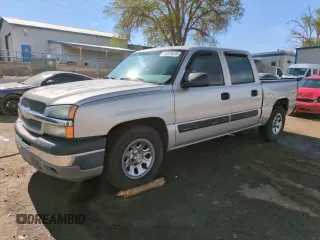2005 Chevrolet Silverado 1500 LS z VIN 2GCEC13TX51291255, wystawiony jako Copart lot #54575475 z przebiegiem 120 145 mil mil oraz Szkody całkowita. Historia ofert i sprzedaży dostępna na DreamBid. Obrazek 1.