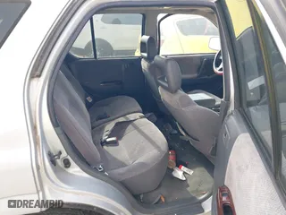 1998 Isuzu Rodeo S with VIN 4S2CM58W5W4350642, listed as a IAAI auction lot 41545706 with 1 mi miles. Bid and sale history available at carsss.com. Image 8.