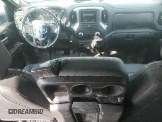 2024 GMC Sierra 3500HD Pro z VIN 1GT49SEY4RF276676, wystawiony jako Copart lot #73758974 z przebiegiem 17 307 mil mil oraz Szkoda całkowita • Salvage title. Historia ofert i sprzedaży dostępna na DreamBid. Obrazek 8.