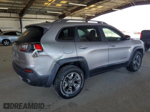 2019 Jeep Cherokee Trailhawk с VIN 1C4PJMBX0KD362032, выставлен на аукционе Copart как лот 61495195 с пробегом 49 028 миль миль и Списание • Salvage title. История ставок и продаж доступна на DreamBid. Изображение 3.