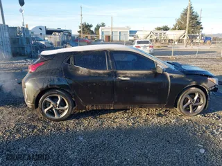 2019 Hyundai Veloster 2.0 with VIN KMHTG6AF6KU016662, listed as a IAAI auction lot 41354487 with 95,623 mi miles. Bid and sale history available at carsss.com. Image 13.