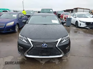 2018 Lexus ES with VIN JTHBW1GG7J2193963, listed as a IAAI auction lot 41894318 with 75,969 mi miles. Bid and sale history available at carsss.com. Image 12.