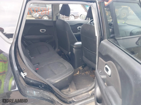 2017 Kia Soul + with VIN KNDJP3A55H7477277, listed as a IAAI auction lot 41837798 with 258,883 mi miles. Bid and sale history available at carsss.com. Image 8.