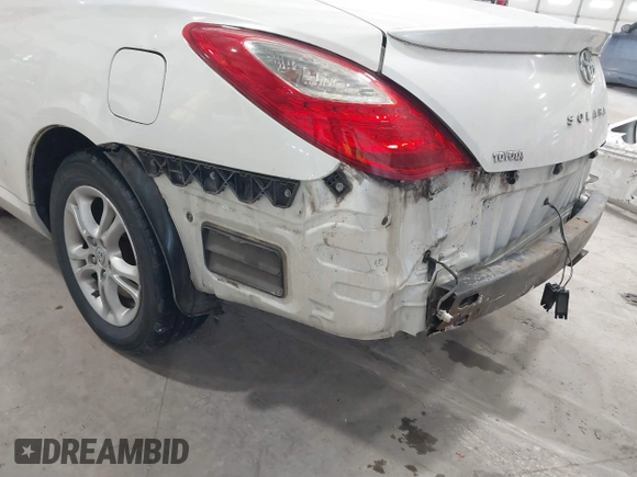 2008 Toyota Solara SE with VIN 4T1CE30P58U765010, listed as a IAAI auction lot 41512233 with 191,242 mi miles and . Bid and sale history available at carsss.com. Image 14.