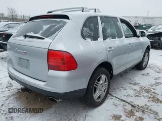 2004 Porsche Cayenne S with VIN WP1AB29P24LA66806, listed as a IAAI auction lot 41301355 with 139,569 mi miles. Bid and sale history available at carsss.com. Image 4.