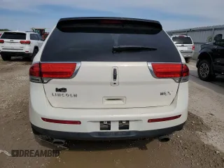 2012 Lincoln MKX z VIN 2LMDJ6JK8CBL06853, wystawiony jako Copart lot #54757735 z przebiegiem 114 046 mil mil oraz Szkoda całkowita • Salvage title. Historia ofert i sprzedaży dostępna na DreamBid. Obrazek 6.