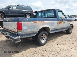 1990 Ford F-150 с VIN 1FTDF15Y0LLB15639, выставлен на аукционе IAAI как лот 42384573 с пробегом 94 885 миль миль и . История ставок и продаж доступна на DreamBid. Изображение 4.