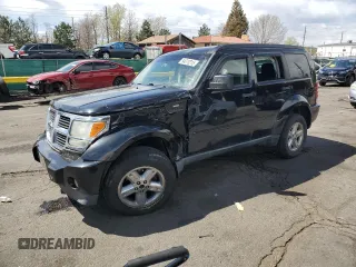 2008 Dodge Nitro SXT z VIN 1D8GU28K28W249821, wystawiony jako Copart lot #54070315 z przebiegiem 154 416 mil mil oraz Szkoda całkowita • Salvage title. Historia ofert i sprzedaży dostępna na DreamBid. Obrazek 1.