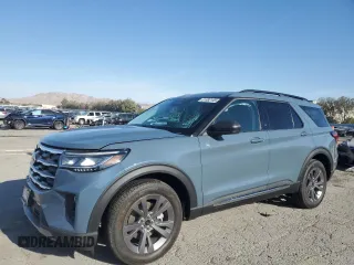 2025 Ford Explorer Active z VIN 1FMUK8DH7SGA39605, wystawiony jako Copart lot #51682145 z przebiegiem 305 mil mil oraz Szkoda całkowita • Salvage title. Historia ofert i sprzedaży dostępna na DreamBid. Obrazek 1.