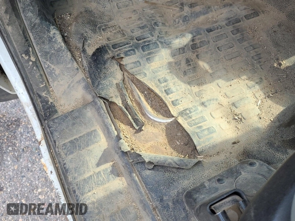 2011 Ford F-350 Platinum с VIN 1FT7W3B60BEB77928, выставлен на аукционе IAAI как лот 42626946 с пробегом 429 347 миль миль и . История ставок и продаж доступна на DreamBid. Изображение 23.