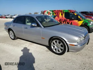 2004 Jaguar XJ VDP with VIN SAJWA74C14SG17930, listed as a Copart auction lot 78477324 with 0 mi miles and Non Repairable. Bid and sale history available at carsss.com. Image 4.