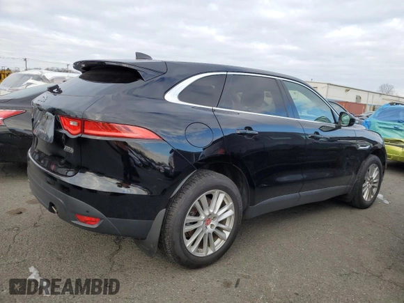2020 Jaguar F-Pace 25t Prestige with VIN SADCK2FX0LA647878, listed as a Copart auction lot 81964404 with 46,720 mi miles and Salvage title. Bid and sale history available at DreamBid. Image 3.