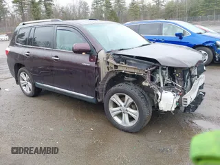 2013 Toyota Highlander Limited z VIN 5TDDK3EH6DS236103, wystawiony jako IAAI lot #41892656 z przebiegiem 163 953 mil mil oraz . Historia ofert i sprzedaży dostępna na DreamBid. Obrazek 1.