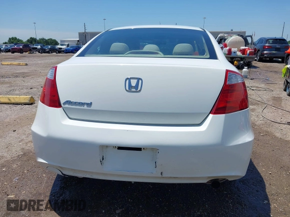 2009 Honda Accord EX z VIN 1HGCS12759A012838, wystawiony jako IAAI lot #42353168 z przebiegiem 186 371 mil mil oraz . Historia ofert i sprzedaży dostępna na DreamBid. Obrazek 16.